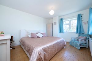 Bedroom- click for photo gallery